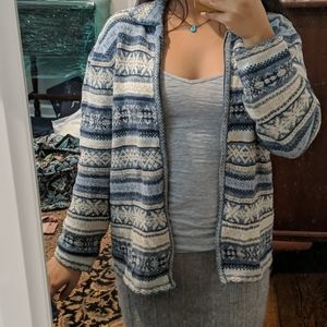 Vintage and cozy sweater